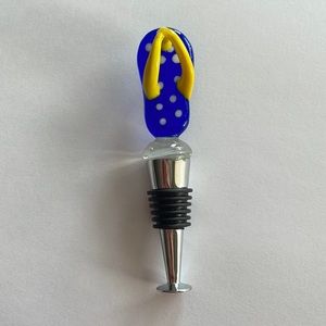 Glass sandal wine stopper